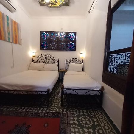 Dar Lalla Wafae Fez Bagian luar foto