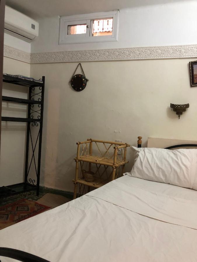 Dar Lalla Wafae Fez Bagian luar foto