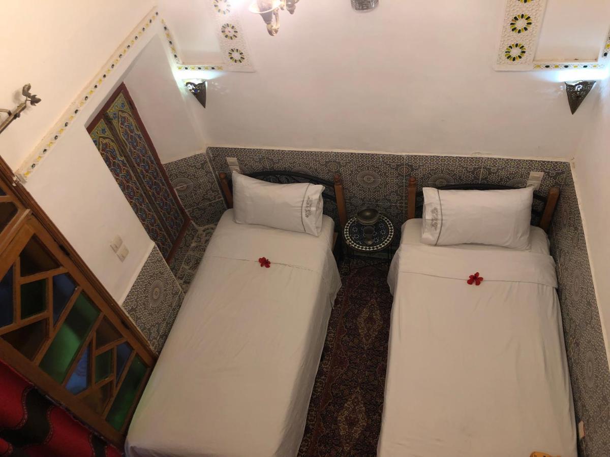 Dar Lalla Wafae Fez Bagian luar foto
