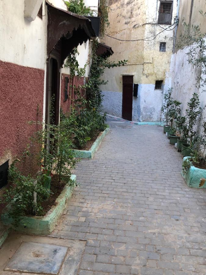 Dar Lalla Wafae Fez Bagian luar foto