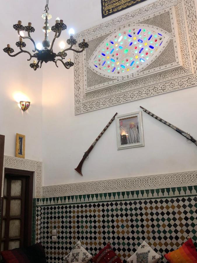 Dar Lalla Wafae Fez Bagian luar foto